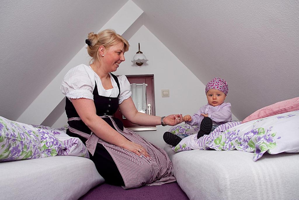 Fruehstuecks Pension Zum Postillion Klingenthal Cameră foto